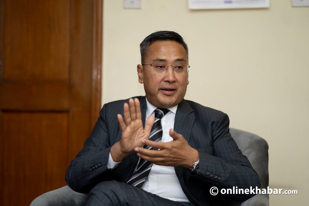नयाँ स्टक एक्सचेन्जको लाइसेन्स प्रक्रिया र नेप्से पुनर्संरचना सँगसँगै अघि बढ्छ