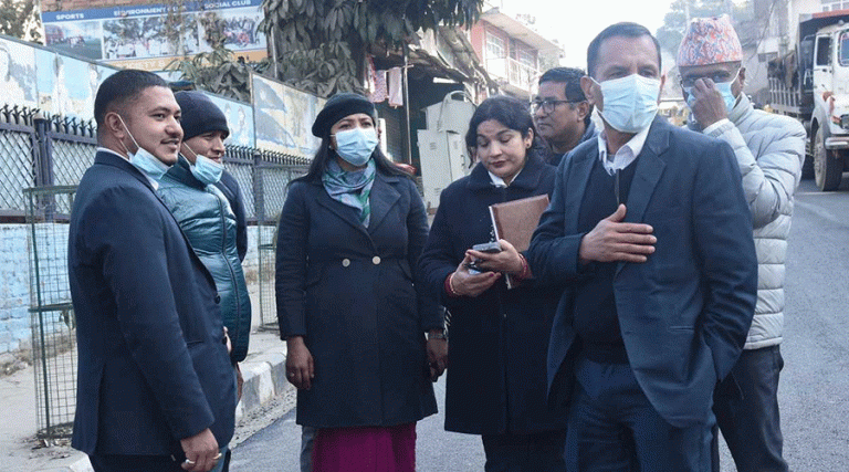 निर्माणमा प्रयोग हुने सवारी प्रदूषण जाँच गराउन डंगोलको निर्देशन