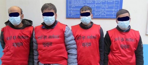 डिल्लीबजारको गार्मेन्टबाट तन्ना चोरेको आरोपमा ४ जना पक्राउ