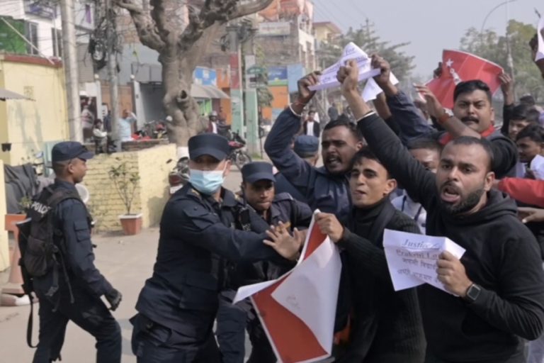 प्रकृति लम्साललाई न्याय माग्दै वीरगञ्जमा प्रदर्शन