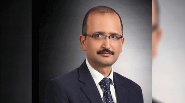 कर्मचारीहरूले मागे केयूकेएलका सीईओको राजीनामा