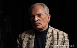 सरकारलाई पूरा अवधि काम गर्न दिऊँ, नगरे अर्को चुनावबाट बिदा गरौं : बाबुराम भट्टराई