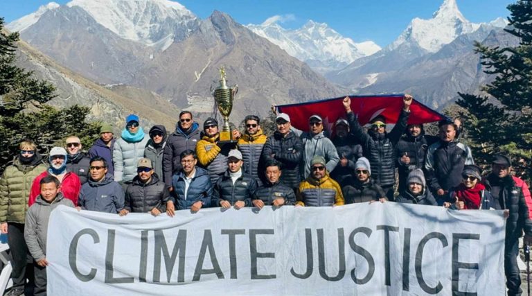 नेविसंघले गर्‍यो स्याङबोचेमा जलवायुको असरबारे गोष्ठी