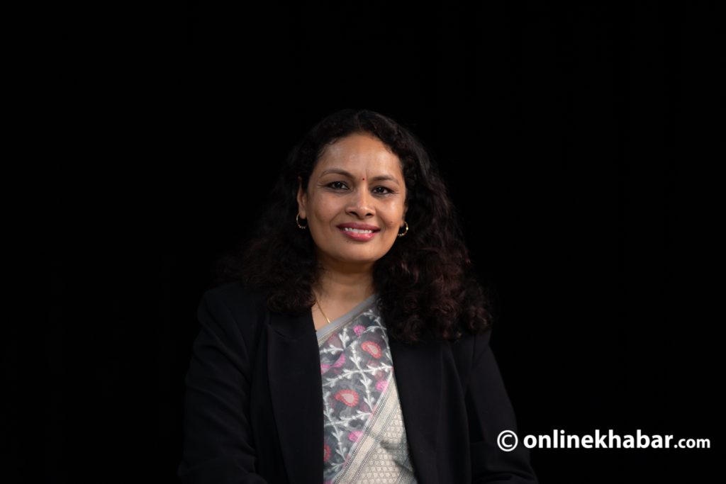 अतिरिक्त सचिव डा.मिश्र साढे २ महिनादेखि बिदामा, भन्छिन् : सम्माजनक व्यवस्थापन भए फर्किन्छु