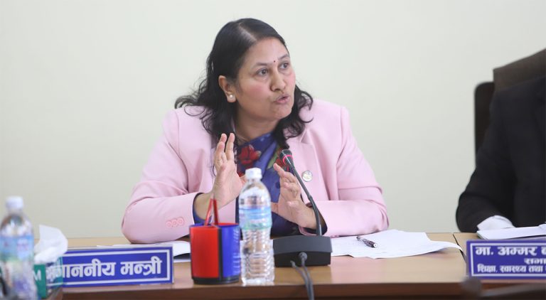 सुमनालाई शिक्षामन्त्रीको जवाफ : विश्वविद्यालयले कुलपति खोज्दा काममा ढिला हुने रहेछ