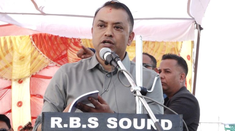 निर्वाचन अगाडि गठबन्धन गरौं भन्ने व्यक्ति कांग्रेसमा रहँदैन : गगन थापा
