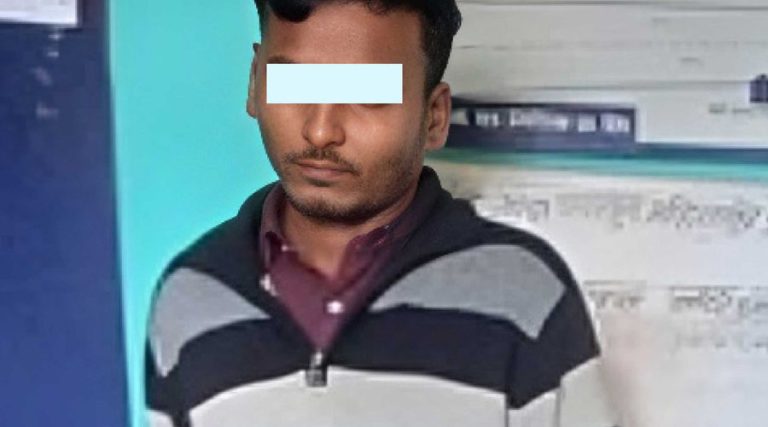 नागढुंगाबाट सुनसहित एक भारतीय पक्राउ