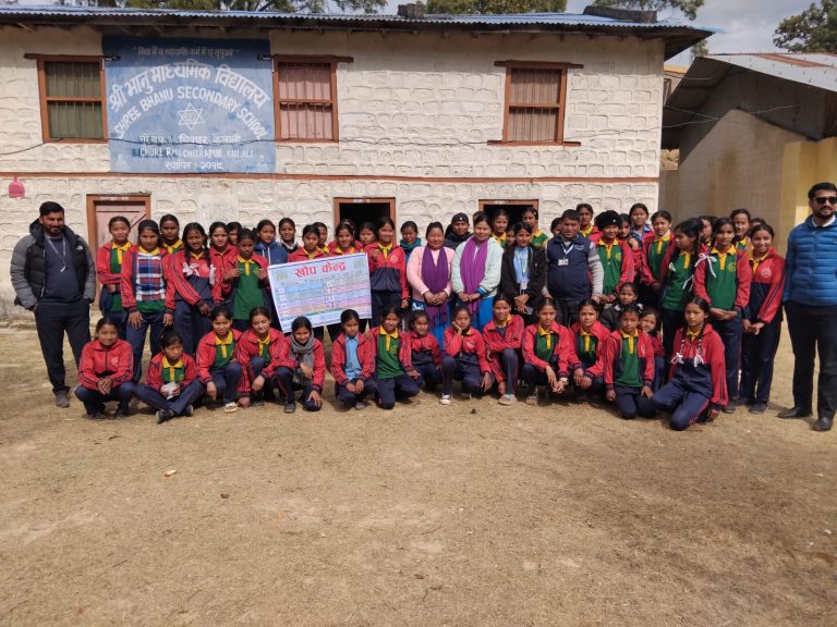 कैलालीमा ५ दिनमा ६५ प्रतिशत किशोरीलाई एचपीभी खोप