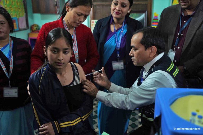 ‘मैले त लगाएँ एचपीभी खोप, तपाईंले ?’ (तस्वीरहरू)