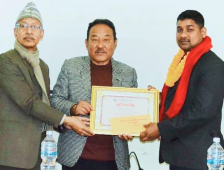 इन्द्र चौधरीलाई सर्वोत्कृष्ट बालसाहित्य लेखन पुरस्कार