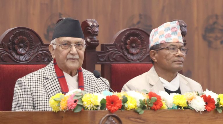 तोप नै हाने पनि अबको १७ महिना सरकार ढल्दैन : प्रधानमन्त्री