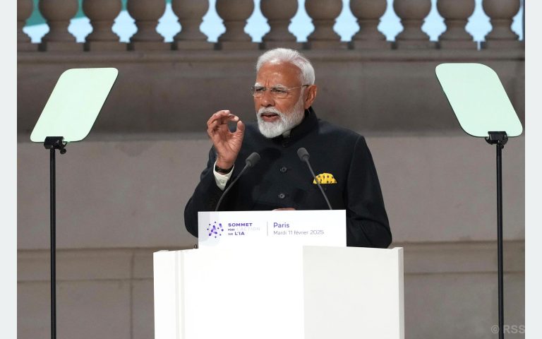 फ्रान्स पुगेर मोदीले सुनाए एआई योजना, भन्छन्- प्रविधि मानिसमाथि हावी हुँदैन, जागिर पनि खोस्दैन