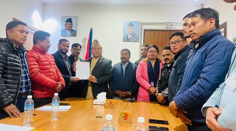 निजामतीमा ९ बुँदे माग राखेर प्रधानमन्त्री कार्यालयमा पत्र