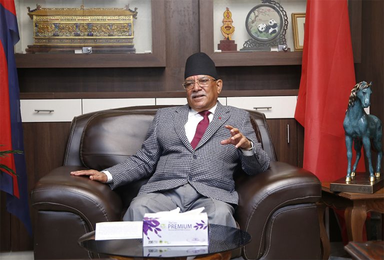 दुई तिहाइको अहंकार गर्ने सरकारले अध्यादेश ल्याउनु नै गलत : प्रचण्ड
