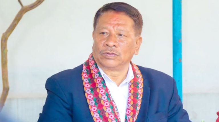 ३५ वर्षदेखि समयमै महाधिवेशन नभएकाले अब पनि सर्न सक्छ : सिंह