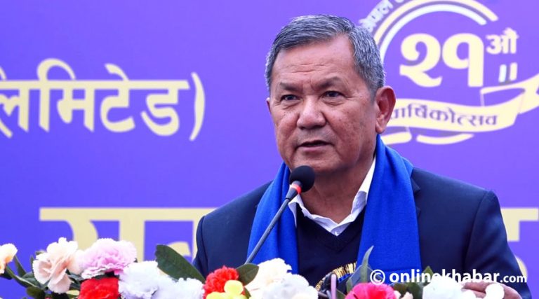 टेलिकम र विद्युत् प्राधिकरणको २५ प्रतिशत सेयर सर्वसाधारणलाई दिने तयारी छ : सञ्चारमन्त्री गुरुङ