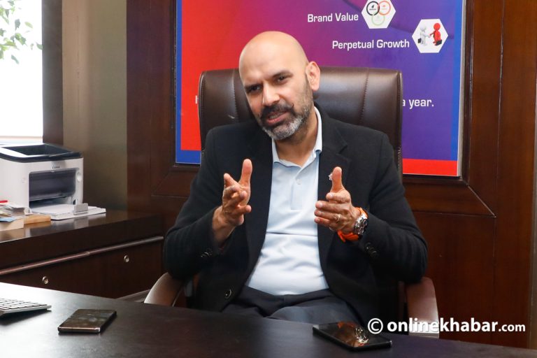 ‘ब्याजदर धेरै घट्यो, लगानी विविधीकरण गर्न पाठ सिकायो’