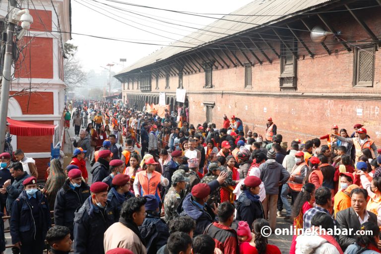 अवाञ्छित गतिविधि गरेको आरोपमा पशुपति क्षेत्रबाट ७५ जना पक्राउ