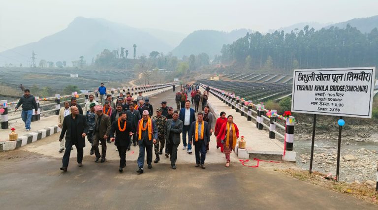 नुवाकोटमा एकै दिन २ मोटरेबल पुल उद्घाटन