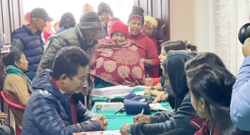 हेलम्बुमा निःशुल्क आयुर्वेद स्वास्थ्य शिविर, २२० जनाले लिए सेवा