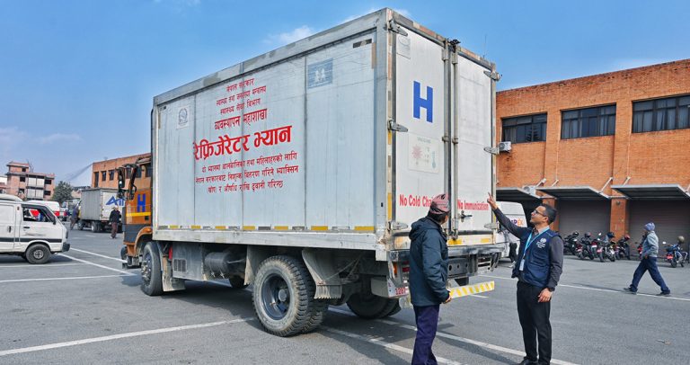 नेपाल आइपुग्यो बाल क्यान्सरको उपचारमा प्रयोग हुने निःशुल्क औषधि