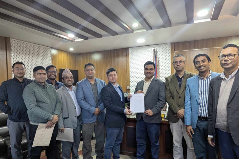 चिकित्सकको आन्दोलन स्थगित, सरकारसँग ९ बुँदे सहमति