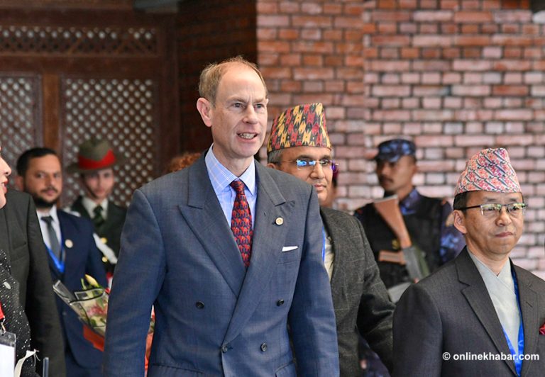 काठमाडौं आइपुगे बेलायती राजकुमार एडवार्ड