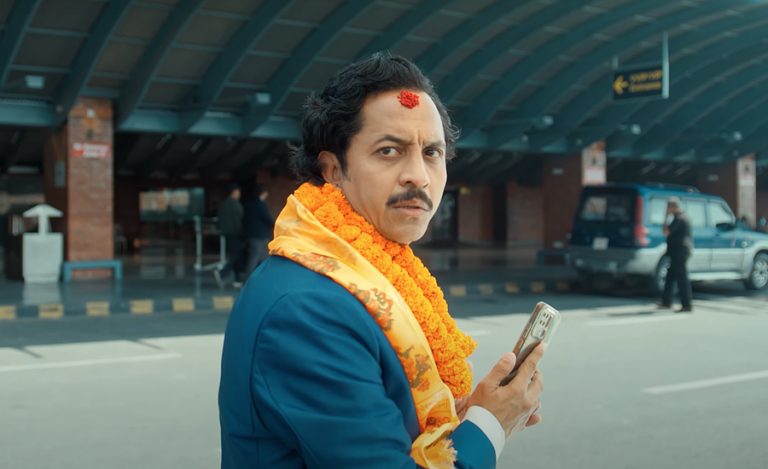 ‘फेरि रेशम फिलिली’को मर्मस्पर्शी टिजर : ‘अमेरिकी सपना’को कथा