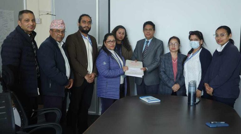 नाबालिका हिंसा घटनाबारे अभिलेख महानगरले आयोगलाई बुझायो