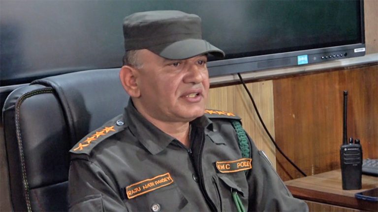 स्थानीयले गुनासो गरेपछि कवाड संकलनमा रोक लगायौं : महानगर प्रहरी