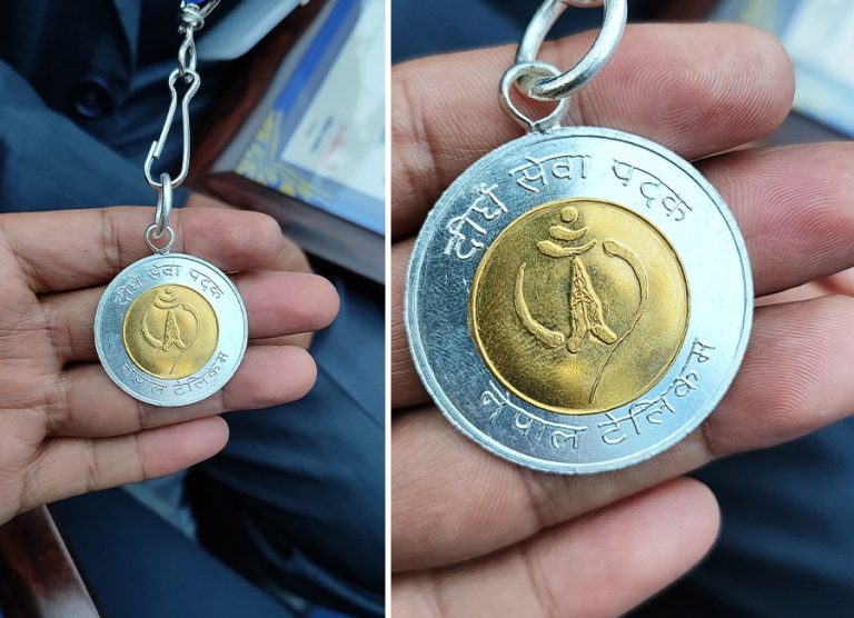 टेलिकमका २०१ कर्मचारीलाई ५ ग्राम सुन र २ तोला चाँदी मिश्रित पदक, एक महिनाको तलब थप