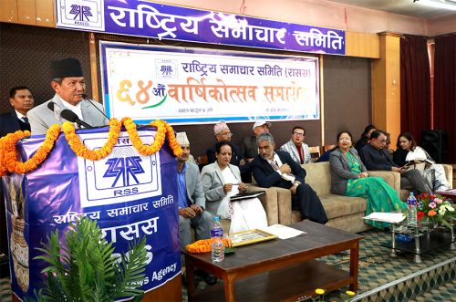 विकासका लागि अध्यादेश ल्याइएको हो : सञ्चारमन्त्री गुरूङ
