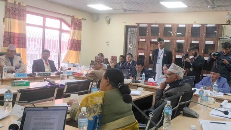 निजामती सेवाबाट श्रेणी हट्ने, तहगत संरचनामा जाने