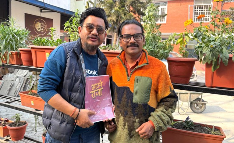 १० वर्षपछि पर्दामा माग्ने बुढा र तक्मे बुढाको जोडी