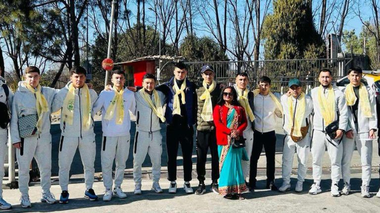 आहारारा पोखरा गोल्डकपमा सहभागी हुन नेपाल आइपुग्यो उज्बेकिस्तानी क्लब