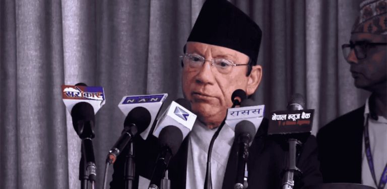 प्रधानन्यायाधीशको प्रश्न : कागजविहीन अदालतको यात्रामा अघि बढ्न तपाईंहरू तयार हो ?