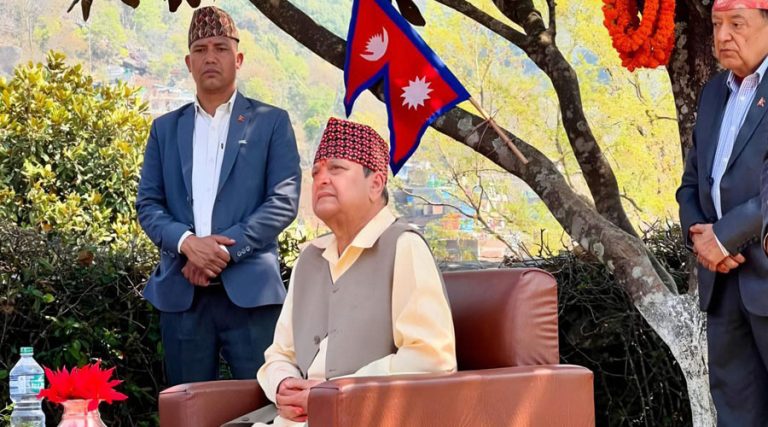 गोरखाबाट पूर्वराजाले भने- कोही डराउनु पर्दैन, देशमा शान्ति चाहिएको छ