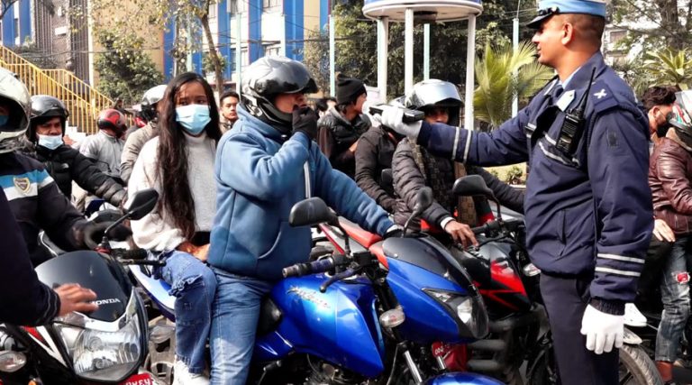 उपत्यकामा होली : साढे २ सय सवारीसाधन नियन्त्रणमा