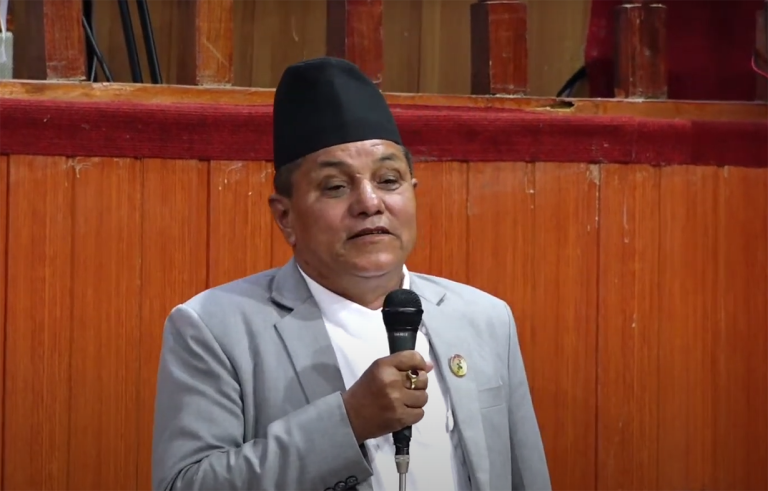 ‘शून्य समयको सदुपयोग’ भन्दै हाँसेका सांसदको भाइरल भिडियो, के हो सत्यता ?