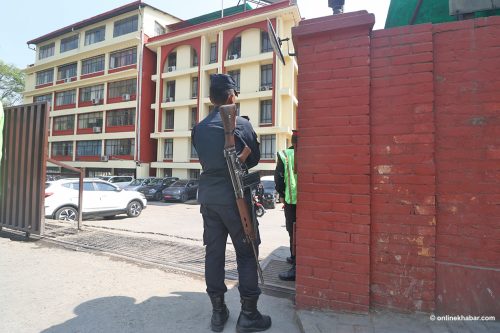 विद्युत् प्राधिकरणको कार्यालय अगाडि सुरक्षाकर्मीको तैनाथी बढाइयो