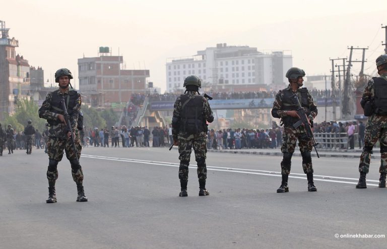 भक्तपुरमा पनि लाग्यो कर्फ्यु