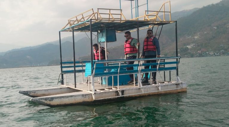 फेवा तालमा फसेका ३ जनाको उद्धार