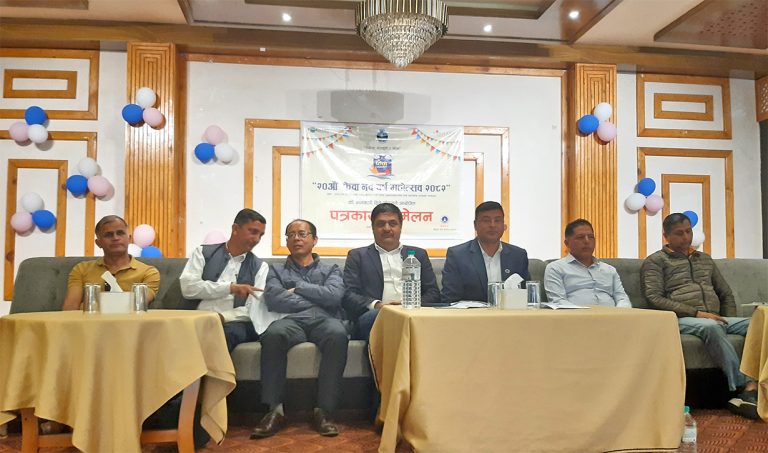 नयाँ वर्षमा पोखरा पर्यटक बोलाउँदै होटल संघ, २० प्रतिशत छुट