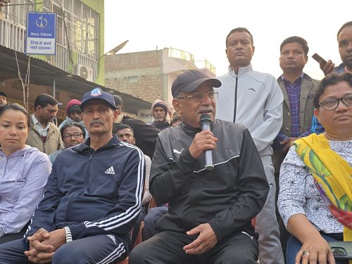ज्ञानेन्द्रले फेरि मूर्खता नगरुन् : प्रचण्ड