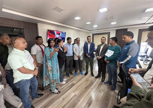 अनलाइनखबरमा प्रेस चौतारीको अनुगमन, विचलित नभइ पत्रकारिता गर्न आग्रह