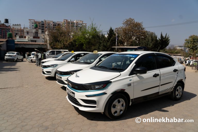 एक्सप्रेस टी ईभी : ग्राहकलाई लक्जरी, चालकलाई किफायती