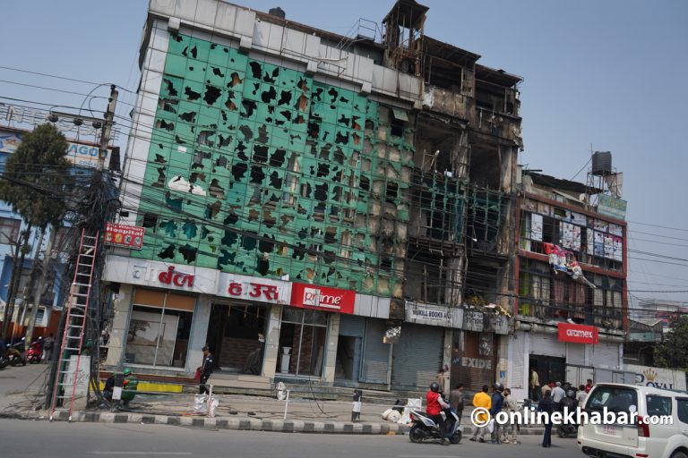 राजावादी आन्दोलन भाँडिएपछि निजी सम्पत्तिमा खुलेआम लुट