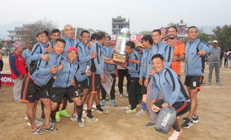 नतिजा उल्ट्याउँदै किङकमले जित्यो दशौं राष्ट्रिय हेटौंडा भेट्रान्स कपको उपाधि
