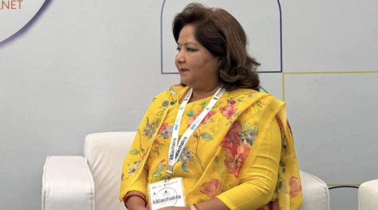 एक सातादेखि भारतमा के गर्दैछिन् परराष्ट्रमन्त्री ?