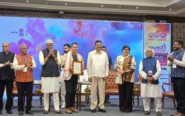 भारतमा बुद्धिसागरलाई कलिङ इन्टरनेसनल लिटेररी अवार्ड